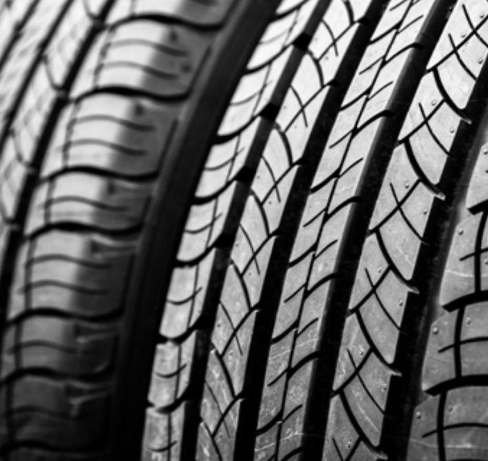Thermo-mechanical rubber crumb de-vulcanisation